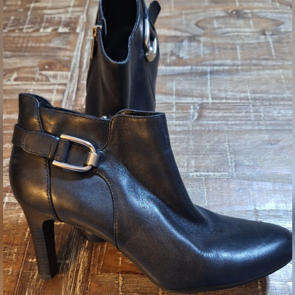 Bandolino Black Leather Women's Ankle Boots with Side Zipper 3